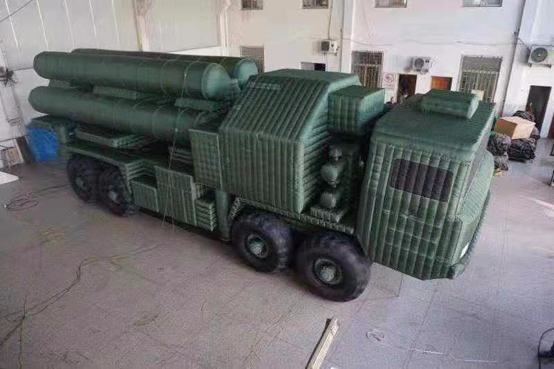 洮南军事大型导弹车